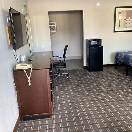 New Budget Inn Eaton 외부 사진