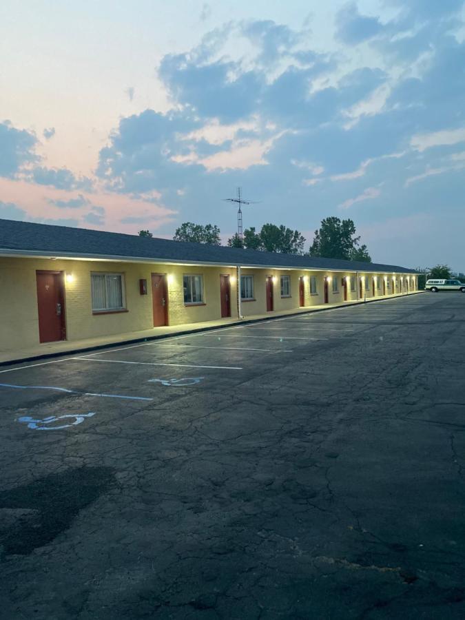New Budget Inn Eaton 외부 사진